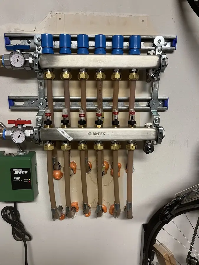 Plumber performing Leak Detection at a residential property in Clermont